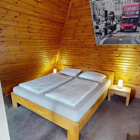 Suederduen Frida * 诺德奈